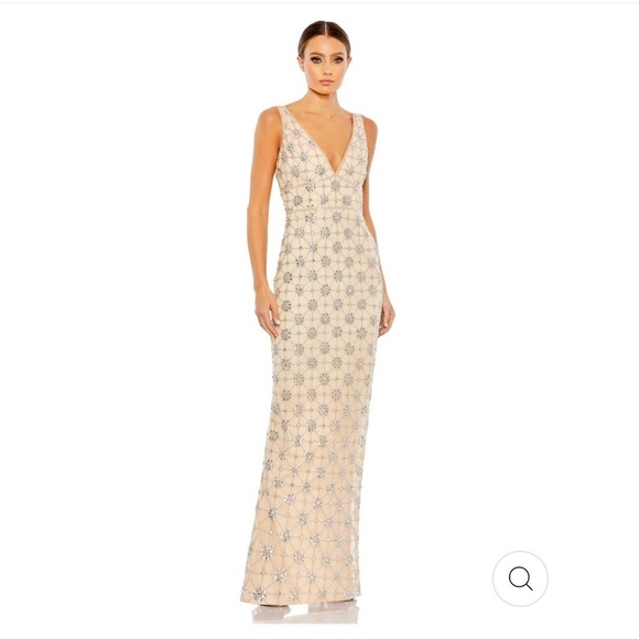 Mac Duggal SLEEVELESS HAND BEADED V-NECK GOWN size 12 NEW $398 - Picture 1 of 14